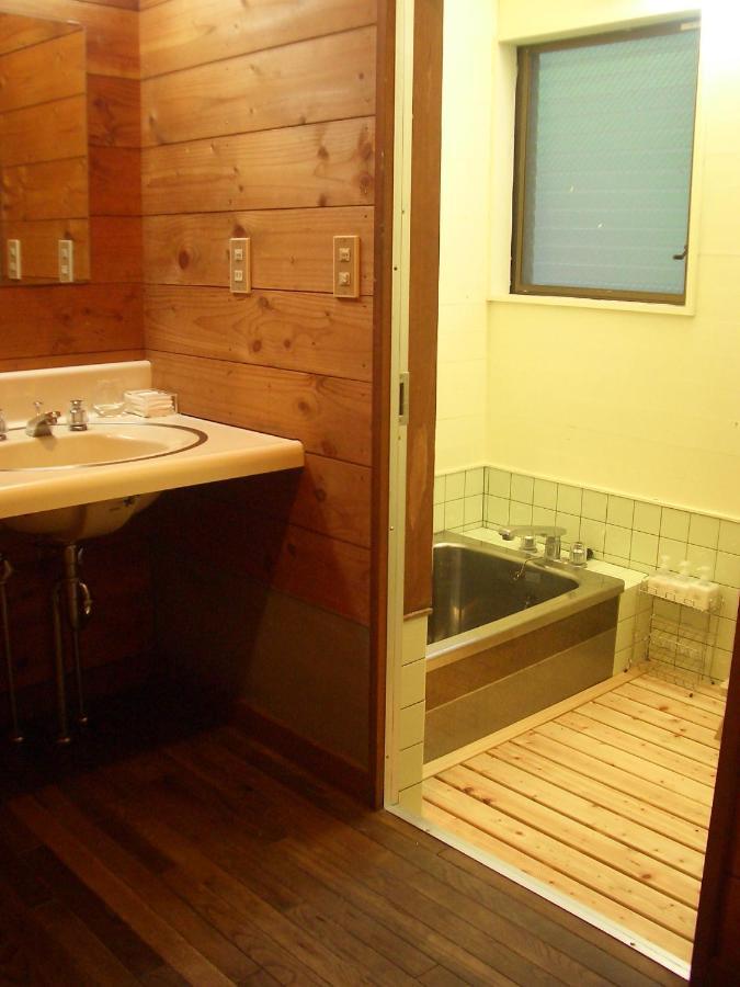 Hotel Shikitei Fujiyoshida Esterno foto