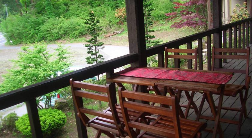 Hotel Shikitei Fujiyoshida Esterno foto