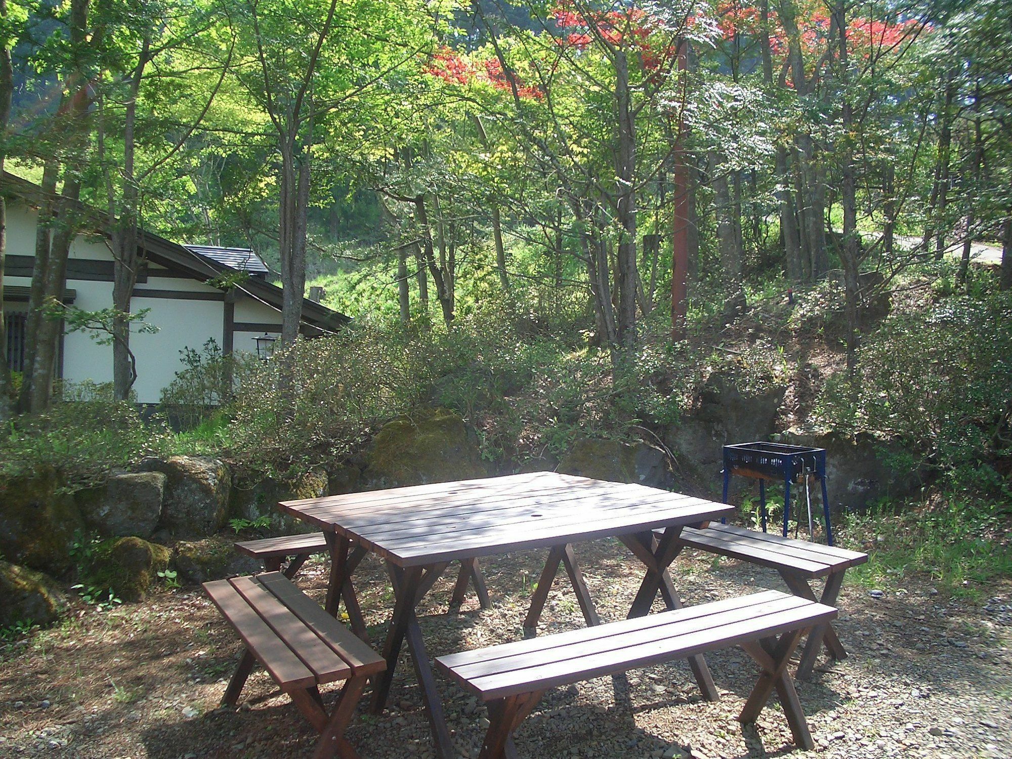Hotel Shikitei Fujiyoshida Esterno foto